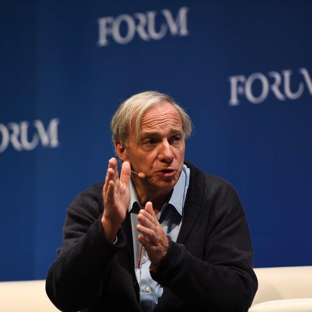 亿万富翁雷·达里奥透露了他的“小型”比特币投资组合